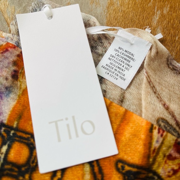 TILO Scarves Cashmere & Modal blend! Never worn. News Print design. Great gift! - Picture 8 of 11